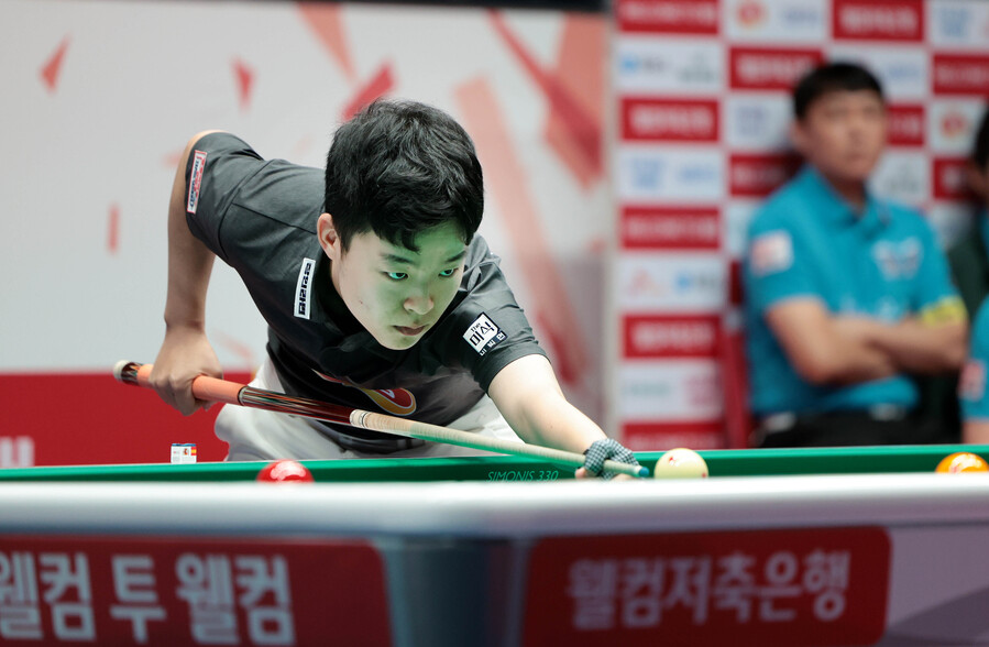 ▲ 'PBA 신성' 김영원이 8강에서 '미스터 매직' 세미 사이그너와 격돌한다.ⓒPBA 제공