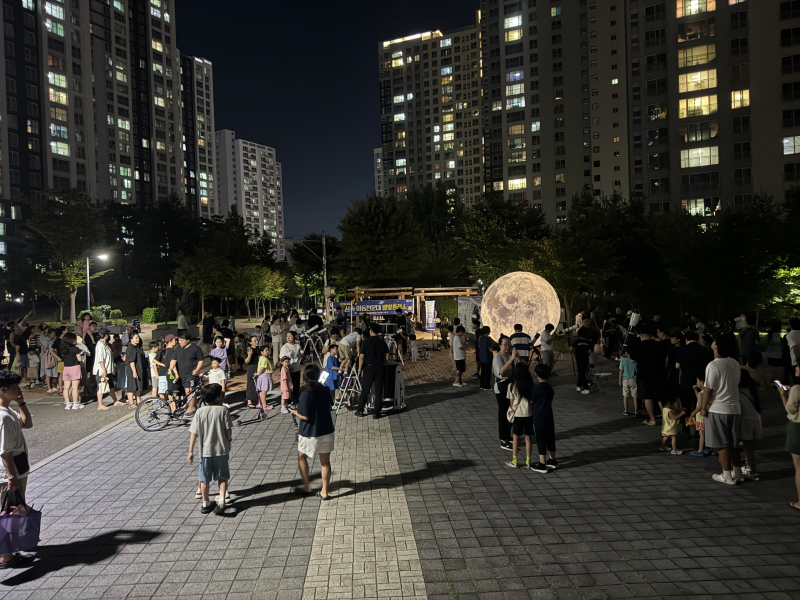 ▲ 능수버들공원 별빛충전소 행사 모습.ⓒ천안시