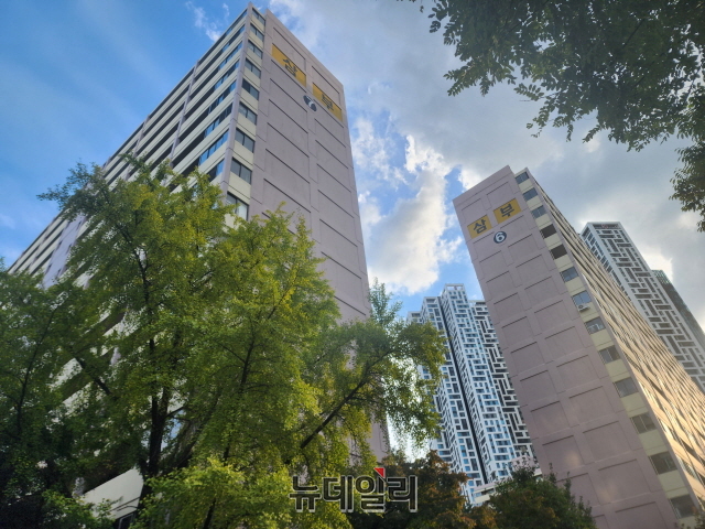 ▲ 여의도 여의도동 삼부아파트=나광국 기자
