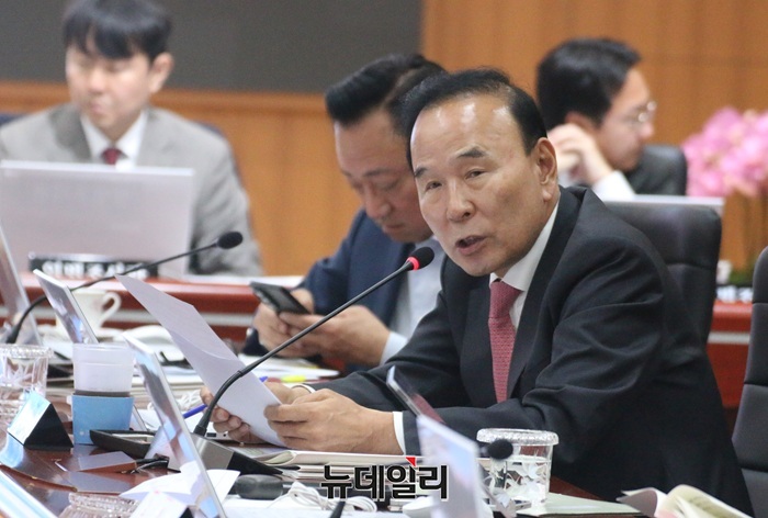 ▲ 국민의힘 박덕흠 의원.ⓒ이길표 기자