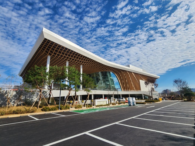 ▲ 평택아트센터 전경ⓒ평택시 전경