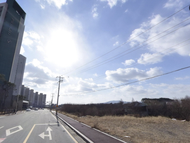 ▲ 단지 예정부지와 바로 옆 서산푸르지오더센트럴. ⓒ네이버지도