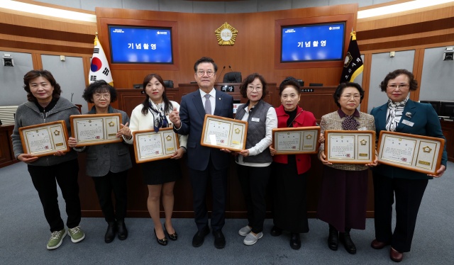 ▲ 2025년 통장단 표창 수여ⓒ오산시의회 제공