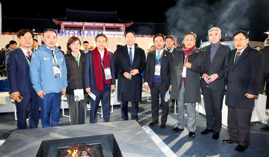 ▲ 이철우 도지사는 이날 환영 만찬에 개최 도시를 관할 하는 단체장 자격으로 참석해 ‘다 함께 잘사는 세상’을 만들자고 건배사를 제안했다.ⓒ경북도