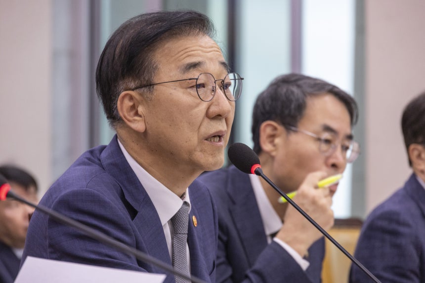 ▲ 김윤덕 국토교통부 장관이 의원 질의에 답변하고 있다. ⓒ연합뉴스