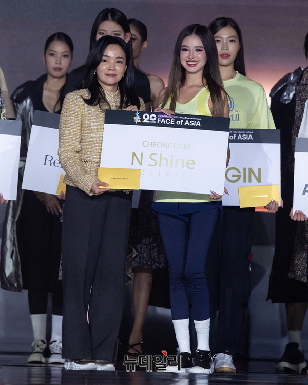 ▲ 청담엔샤인 클리닉상 -  10 Aitolgon Almaz Kyzy(키르기스스탄)  / 청담엔샤인 클리닉 조진형 대표원장