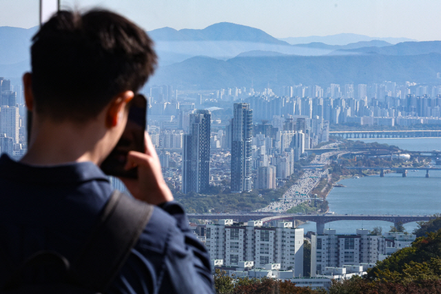 ▲ 서울 남산에서 바라본 성동ㆍ광진 등 아파트 단지ⓒ연합뉴스