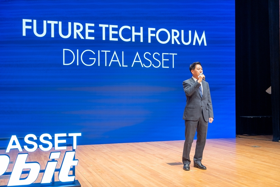 ▲ 오경석 두나무 대표가 30일 경주예술의전당 원화홀에서 개최된 ‘퓨처테크포럼_디지털자산’에서 환영사를 하고 있다. ⓒ두나무