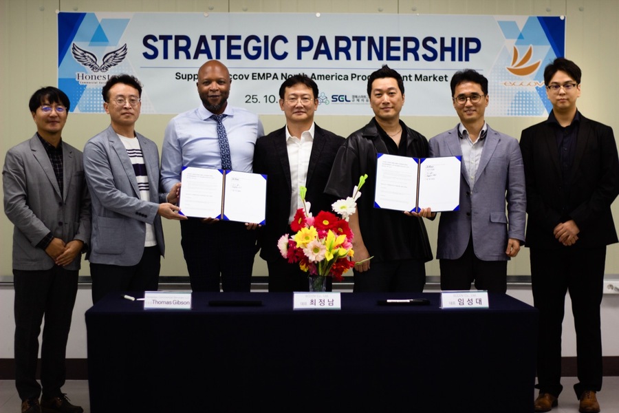 ▲ (재)경북테크노파크(원장 하인성)는 스마트 그린물류 규제자유특구(이하 ‘물류특구’)의 대표적인 특구기업인 에코브㈜가 미국 호네스타스(Honestas)社와 북미 합작법인(JV) 설립 및 향후 5년간 약 1억 달러(1만 5000대 규모) 규모의 화물용 전기자전거 공급을 목표로 하는 전략적 제휴(MOA)를 맺었다.ⓒ경북테크노파크