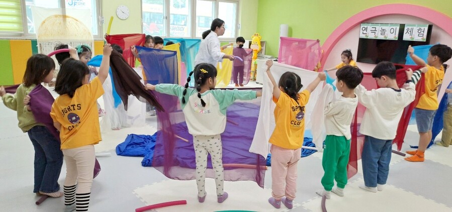 ▲ 경북교육청(교육감 임종식)은 지난달 24일부터 이달 30일까지 도내 유치원 469개 원과 어린이집 298개소 등 특색있는 교육·보육 과정 운영 기관을 대상으로 운영 내실화를 위한 모니터링을 진행했다.ⓒ경북교육청