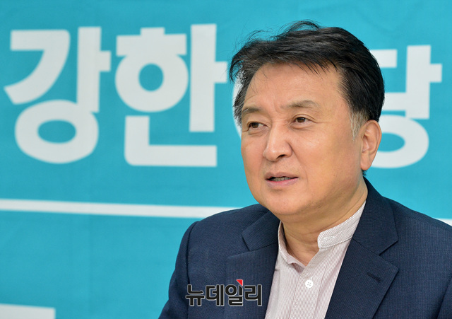 ▲ 김영환 충북지사. ⓒ뉴데일리 DB