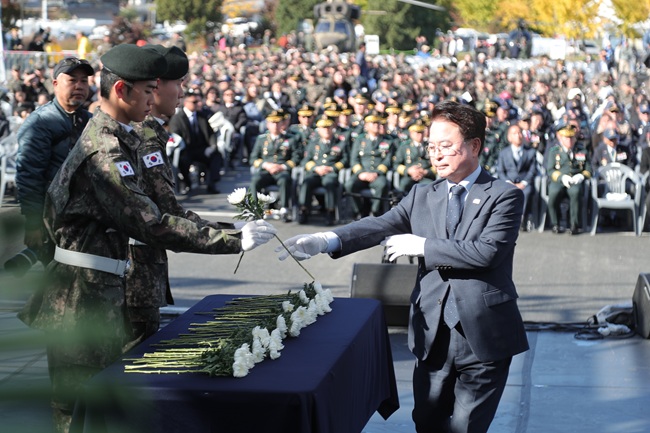 ▲ 육동한 춘천시장. ⓒ춘천시 ▲ 육동한 춘천시장. ⓒ춘천시