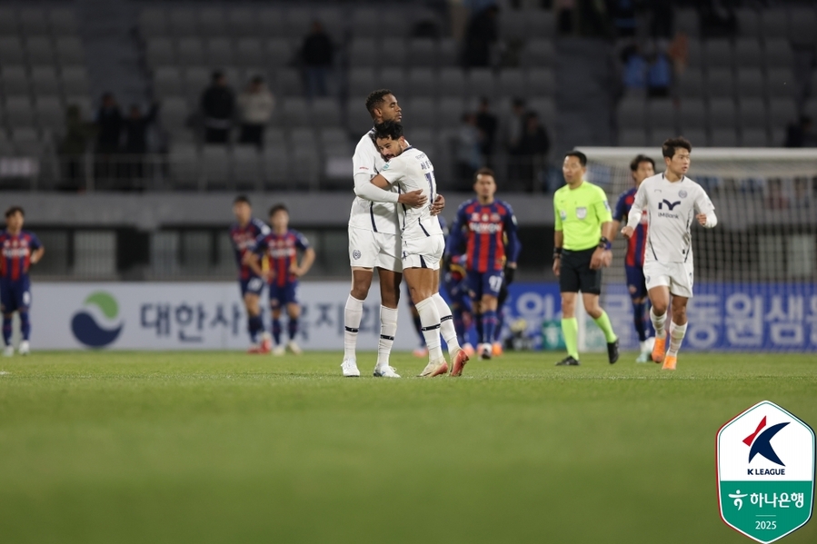 ▲ 후반 추가시간 극적인 동점골을 터뜨린 에드가를 앞세운 대구가 수원FC와 1-1 무승부를 기록했다.ⓒ한국프로축구연맹 제공