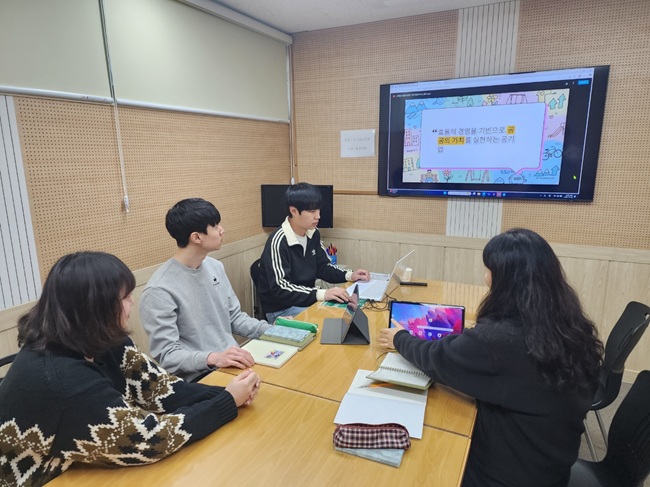 ▲ AI 기반 온보딩 교육장면. ⓒ평창군시설관리공단