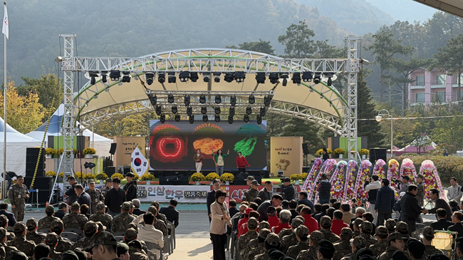 ▲ '제23회 홍천 인삼·한우 명품축제'와 '제10회 홍천사과축제' 모습. ⓒ홍천문화재단