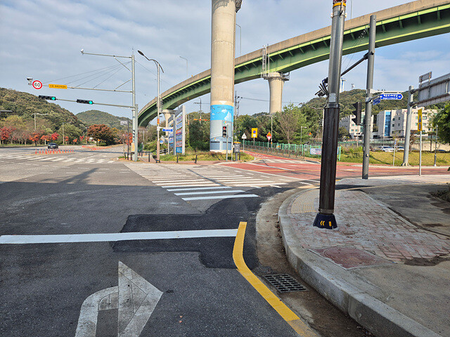 ▲ 인천 중구는 자연대로~영종역 진입도로 개선 공사를 완료했다. ⓒ중구 제공
