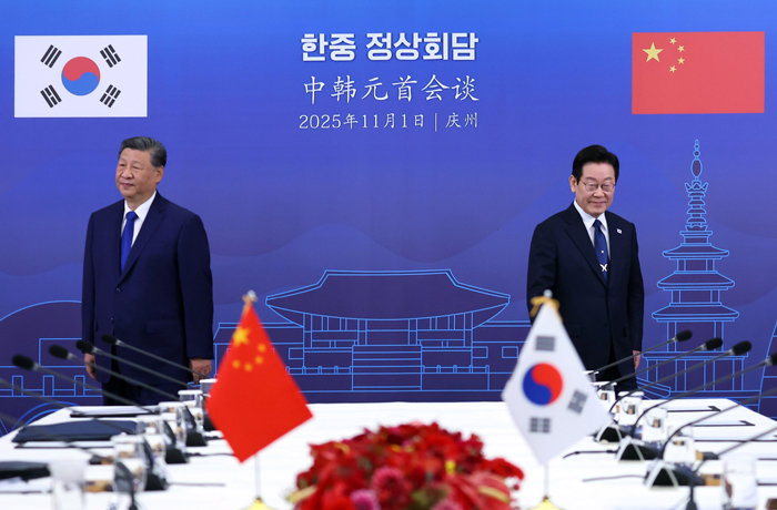 ▲ 이재명 대통령과 시진핑 중국 국가주석이 지난 1일 경북 경주박물관에서 한중 정상회담 기념촬영을 한 후 자리로 향하고 있다. ⓒ뉴시스