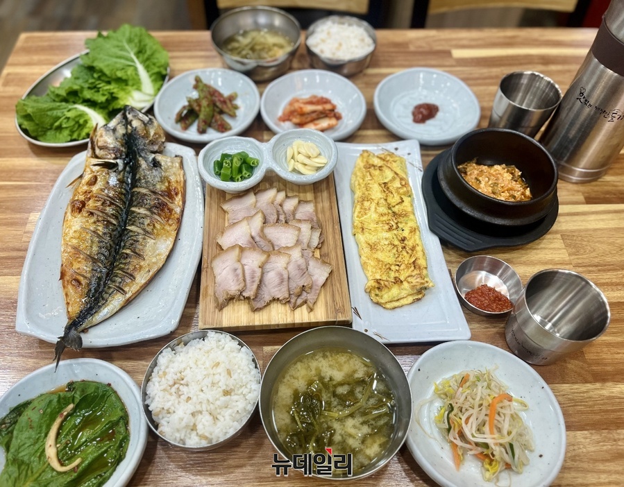 ▲ 진미네식당 시그니처 메뉴인 정식 메뉴ⓒ홍수정 사장 제공