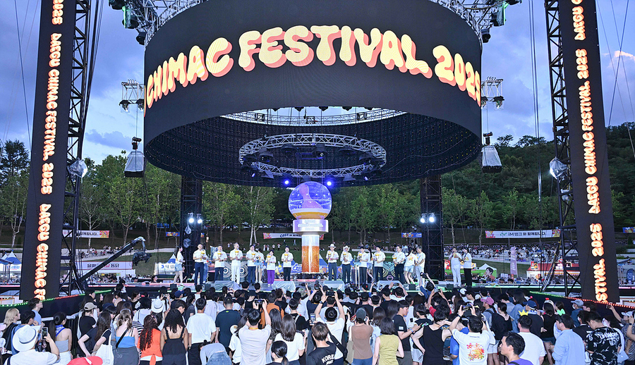 ▲ 대구시는 지난 7월 두류공원 일원에서 열린 ‘2025 대구치맥페스티벌’에 대한 통신사·카드사·SNS 빅데이터 분석 결과, 총 115만 명이 방문했다.ⓒ대구시