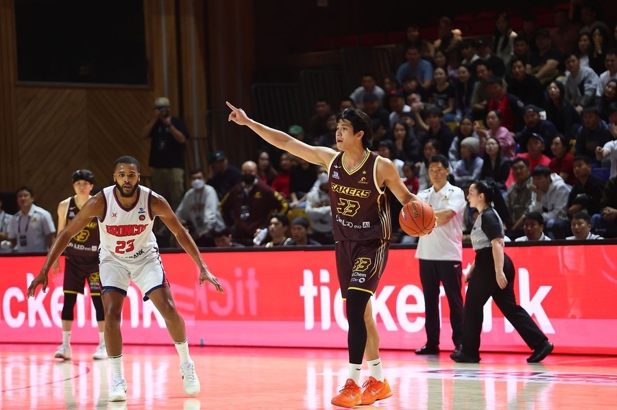 ▲ '한국 챔피언' LG가 EASL에서 몽골의 '챔피언' 자크 브롱코스에 대패를 당했다.ⓒEASL 제공