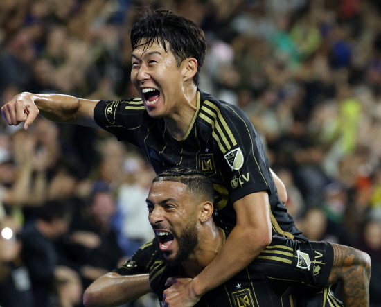 ▲ 손흥민이 MLS 베스트 11에 제외된 가운데 '영혼의 파트너' 부앙가는 이름을 올렸다.ⓒ연합뉴스 제공