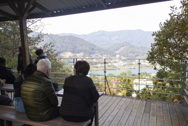 ▲ 호반의 풍경이 아름다운 ‘가평 청평자연휴양림’ ⓒ경기관광공사 제공