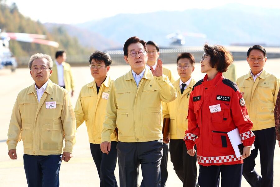 정부가 인명 구조를 위한 자원 총동원을 지시한 관련 브리핑 이미지