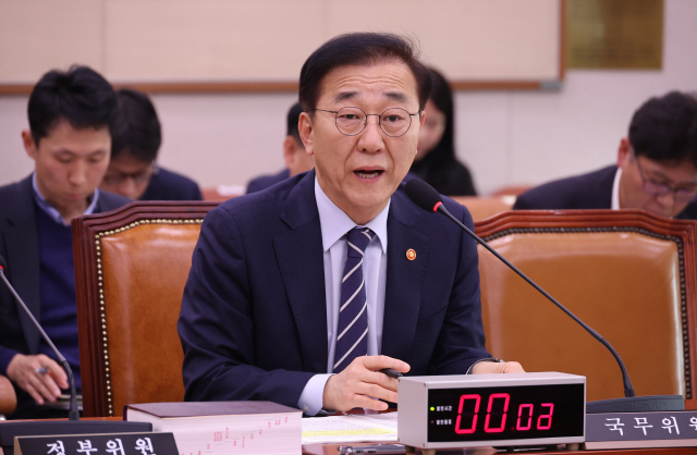 ▲ 6일 서울 여의도 국회에서 열린 법제사법위원회 전체회의에서 김윤덕 국토교통부 장관이 질의에 답하고 있다.ⓒ연합뉴스