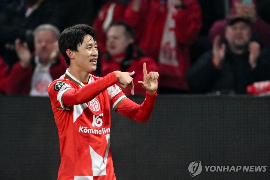 ▲ 이재성이 원맨쇼를 펼쳤고, 마인츠는 피오렌티나에 2-1 극장승을 거뒀다.ⓒ연합뉴스 제공