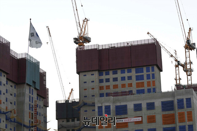 ▲ 서울 시내 아파트 공사현장ⓒ뉴데일리