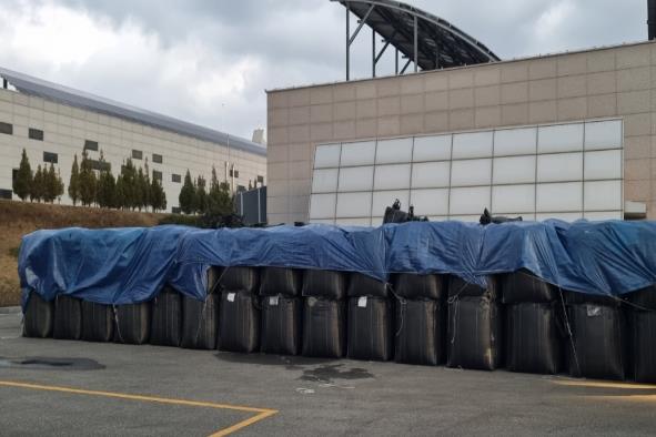▲ 상수도사업본부는 지북정수장 활성탄 여과지 6개지(1350㎥)에 대한 교체를 완료했다.ⓒ청주시