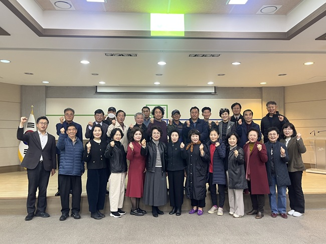 ▲ 속초시가 지난 6일 주민참여예산 시민위원회 전체회의를 열고 내년도 주민참여예산사업 4건(3억6000만 원 규모)을 최종 선정했다. ⓒ속초시