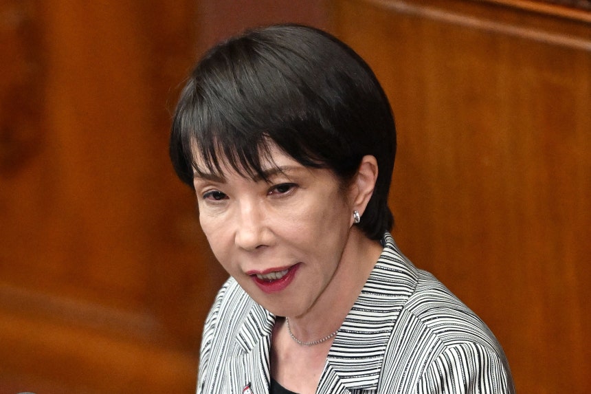 ▲ 다카이치 총리가 지난 4일 도쿄 중의원에서 제1야당 입헌민주당 노다 대표의 질문에 답변하고 있다. /AFP 연합뉴스