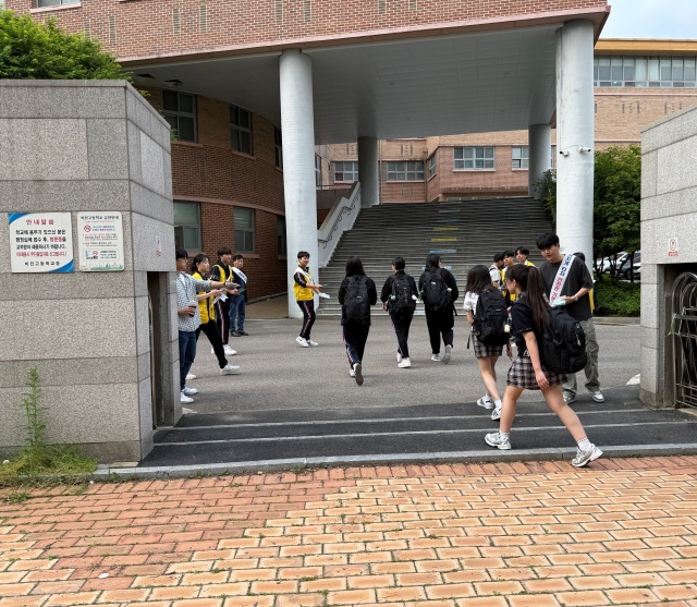 ▲ 전동킥보드 OUT, PM 안전문화 집중캠페인ⓒ평택시 제공