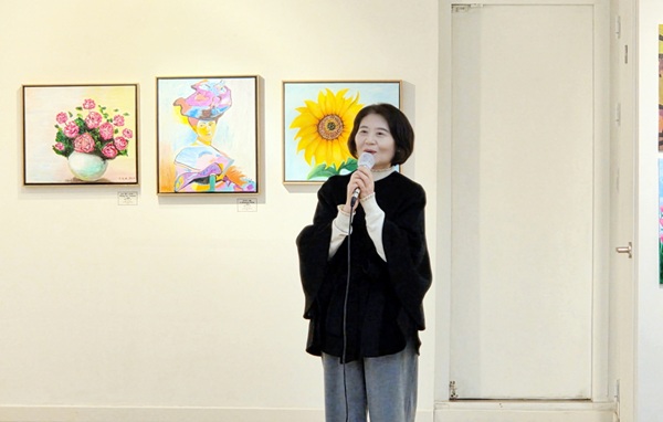 ▲ 오는 16일까지 대전 중구 대흥동 화니갤러리에서 미술반 어르신들의 작품전시회를 개최한다.ⓒ대전시사회서비스원