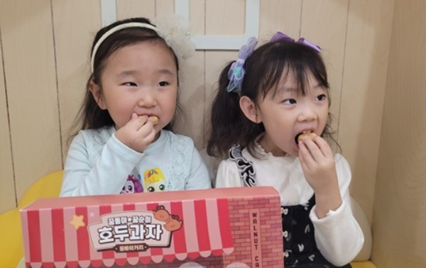 ▲ 대전의 명물 ‘꿈돌이 호두과자’가 젊은 세대 취향을 맞는 ‘슈크림 맛’을 새롭게 선보이고 있다.ⓒ대전시