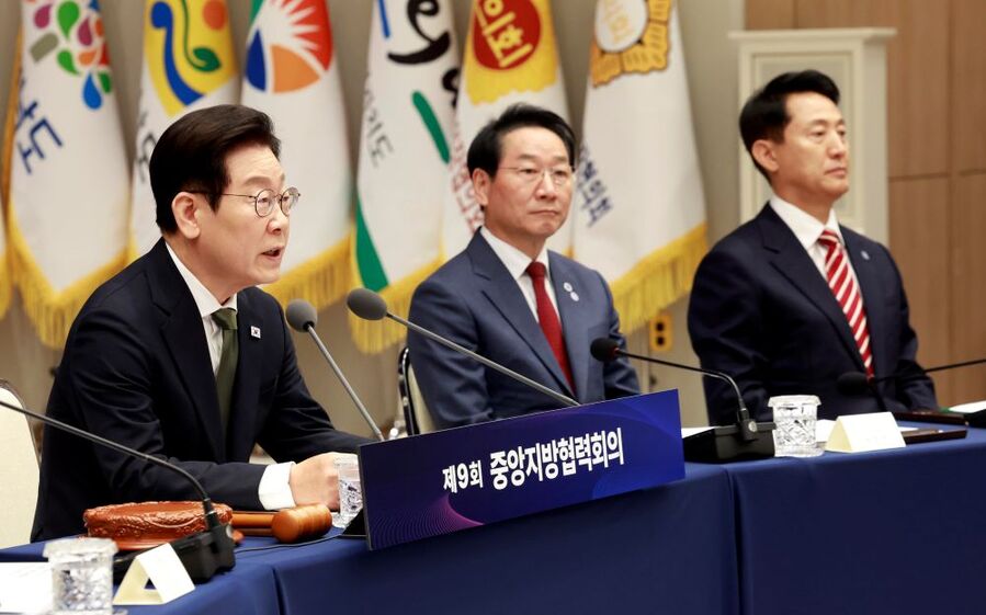 ▲ 이재명 대통령이 12일 서울 용산 대통령실 청사에서 열린 중앙지방협력회의에서 발언하고 있다. ⓒ뉴시스