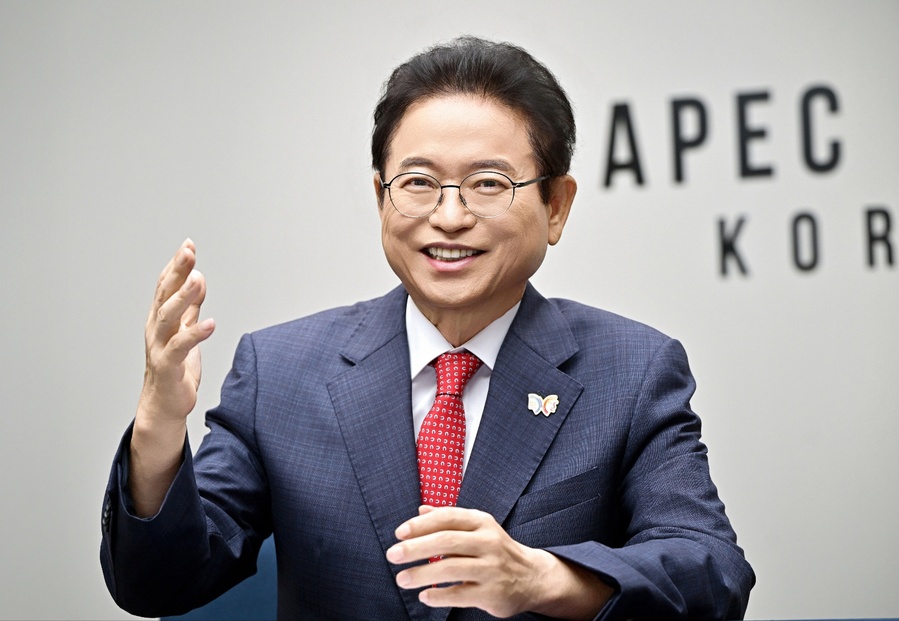 ▲ 이철우 도지사는 향후 ‘경북 경주 APEC’성과를 이어가기 위해서는 “우리나라가 제조업 중심의 산업구조를 넘어, 관광산업을 새로운 성장축으로 육성해야 한다”고 말했다.ⓒ경북도