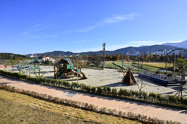 ▲ 속초 숲속 가족놀이 체험장 모습. ⓒ속초시