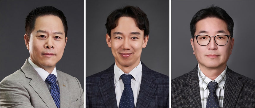 ▲ 왼쪽부터 박상영 사장(경영총괄), 배기룡 전무이사(의약연구개발본부장), 정대석 상무이사(인사기획부문장). ⓒ광동제약