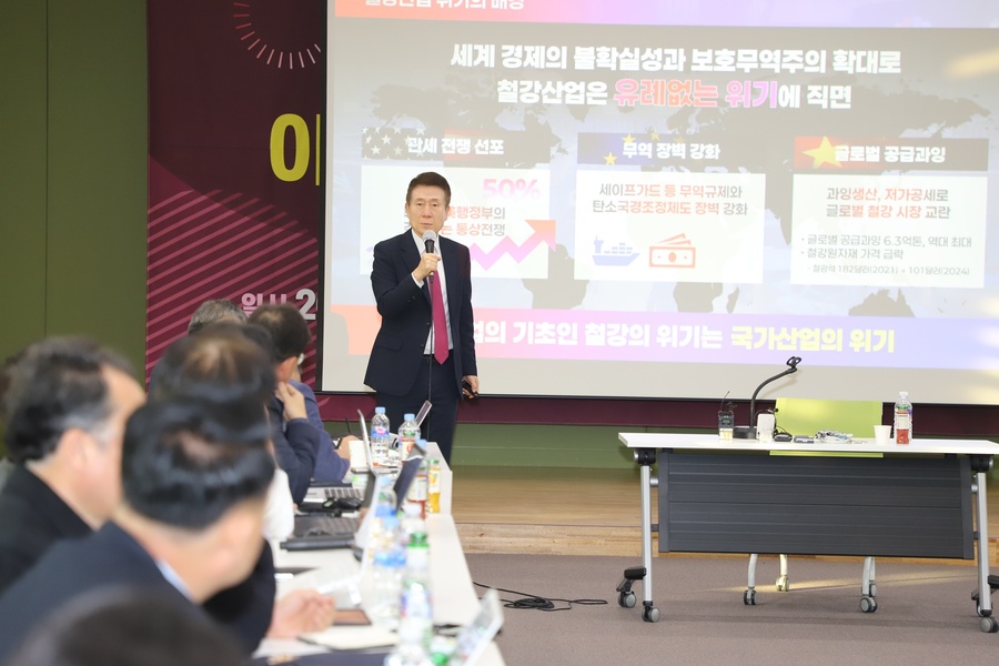 ▲ 이강덕 시장은 “일에 대한 욕심이 끝없이 생긴다. 일부에서는 ‘이제 좀 쉬라’고 하지만, 시민의 신뢰와 책임을 다하기 전까지는 최선을 다할 것”이라고 밝혔다.ⓒ대구경북인터넷기자협회