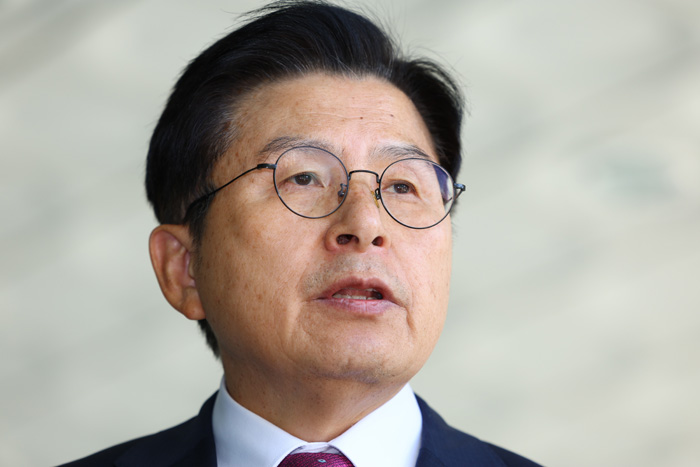 ▲ 내란 선전·선동 혐의로 체포된 황교안 전 국무총리가 지난 12일 서울 서초구 서울고등검찰청에 마련된 내란 특검 사무실에 도착해 입장을 밝히고 있다. ⓒ뉴시스