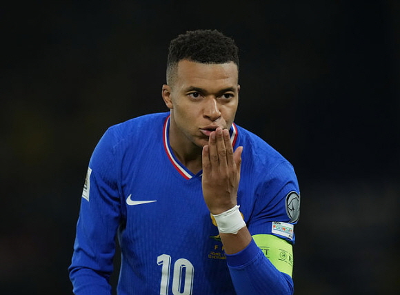 ▲ 음바페가 커리어 통산 400골을 돌파한 역대 최연소 선수로 등극했다.ⓒ뉴시스 제공