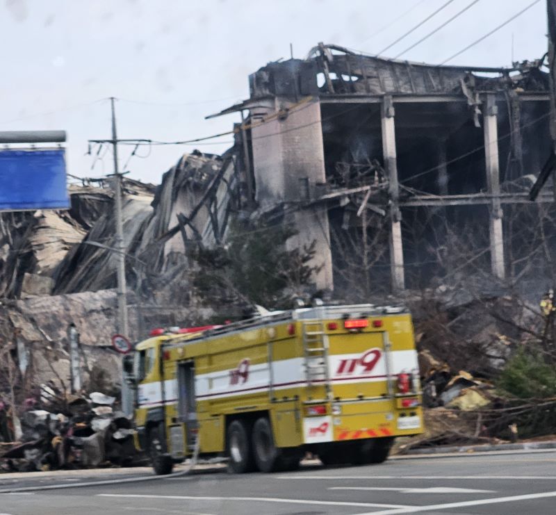 ▲ 천안 이랜드 물류센터 화재 현장 모습.ⓒ독자 제공