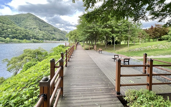 ▲ 대전시가 조성한 무장애 나눔길 모습.ⓒ대전시