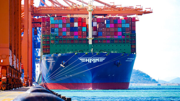 ▲ HMM 컨테이너선.ⓒHMM