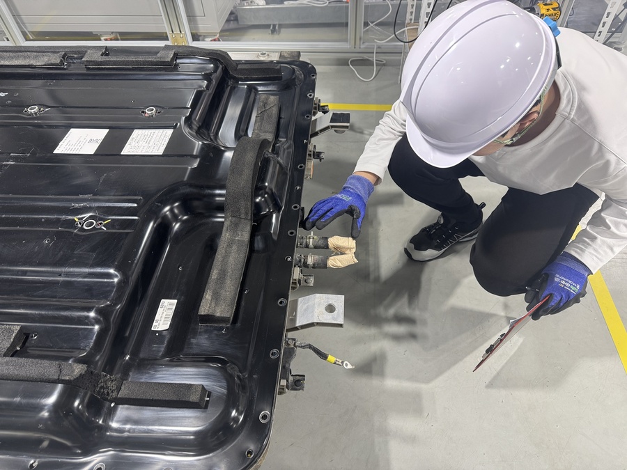 ▲ (재)경북테크노파크(원장 하인성) 이차전지종합관리센터가 국가기술표준원으로부터 ‘재사용전지 안전성검사기관’으로 지정받았다.ⓒ(재)경북테크노파크