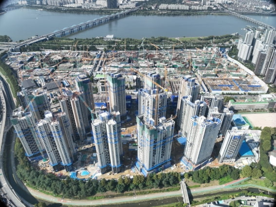 ▲ 반포 래미안 트리니원 공사현장. ⓒ삼성물산 건설부문