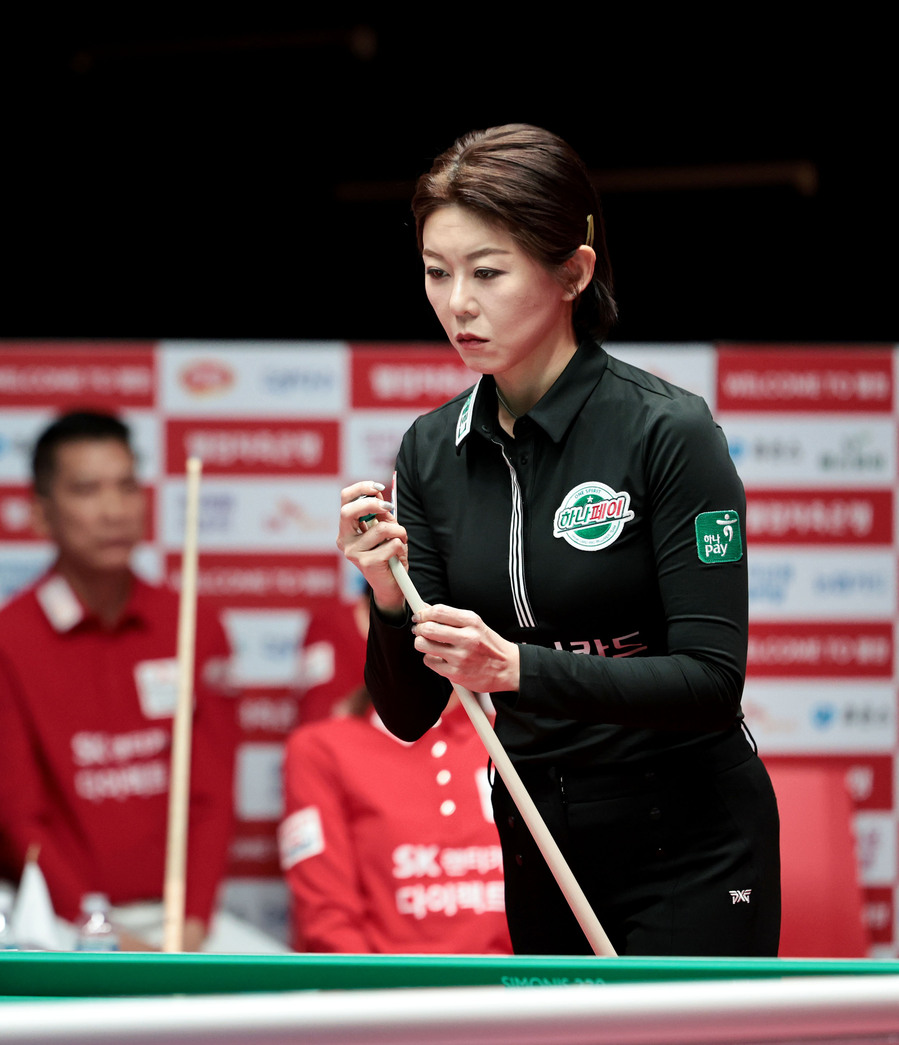 ▲ '당구 여제' 김가영을 앞세운 하나카드가 SK렌터카의 12연승을 저지했다.ⓒPBA 제공