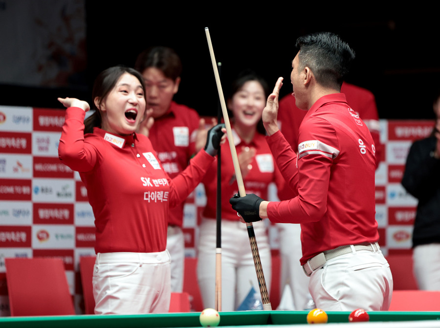 ▲ 강지은의 활약을 앞세운 SK렌터카가 팀리그 단독 선두를 질주했다.ⓒPBA 제공